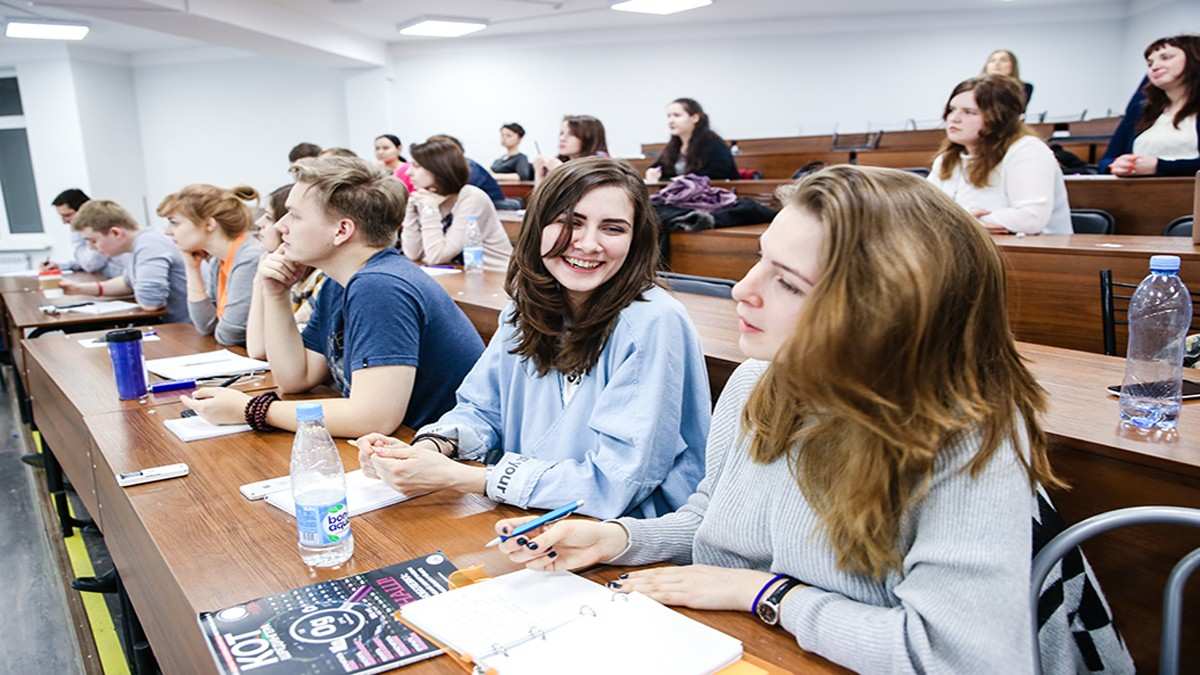 دوره های داتشگاه ایتمو