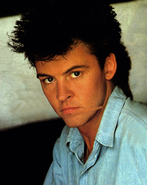 پل یانگ (Paul Young)